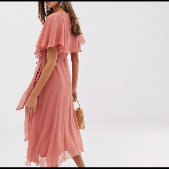 Beautiful flowy peach midi dress - Picture 6 of 7